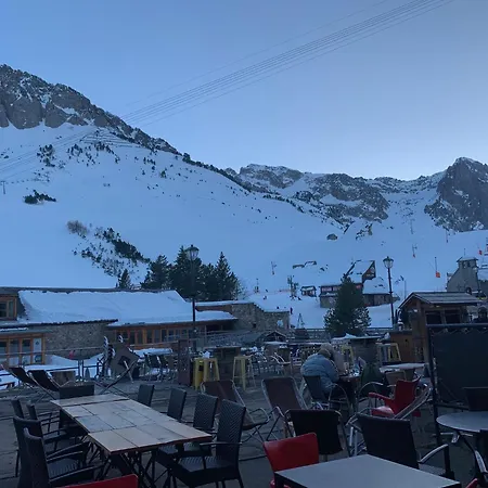 Апартаменты Studio Pieds Des Pistes *
